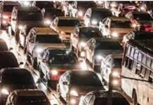 मुंबई-अहमदाबाद राजमार्ग पर 12 घंटे का भीषण जाम: पिकनिक से लौटते 500 स्कूली छात्र फंसे, रातभर बिना खाना-पानी के रही दिक्कत WAY NEWS